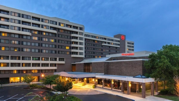 Sheraton Norfolk Waterside Hotel